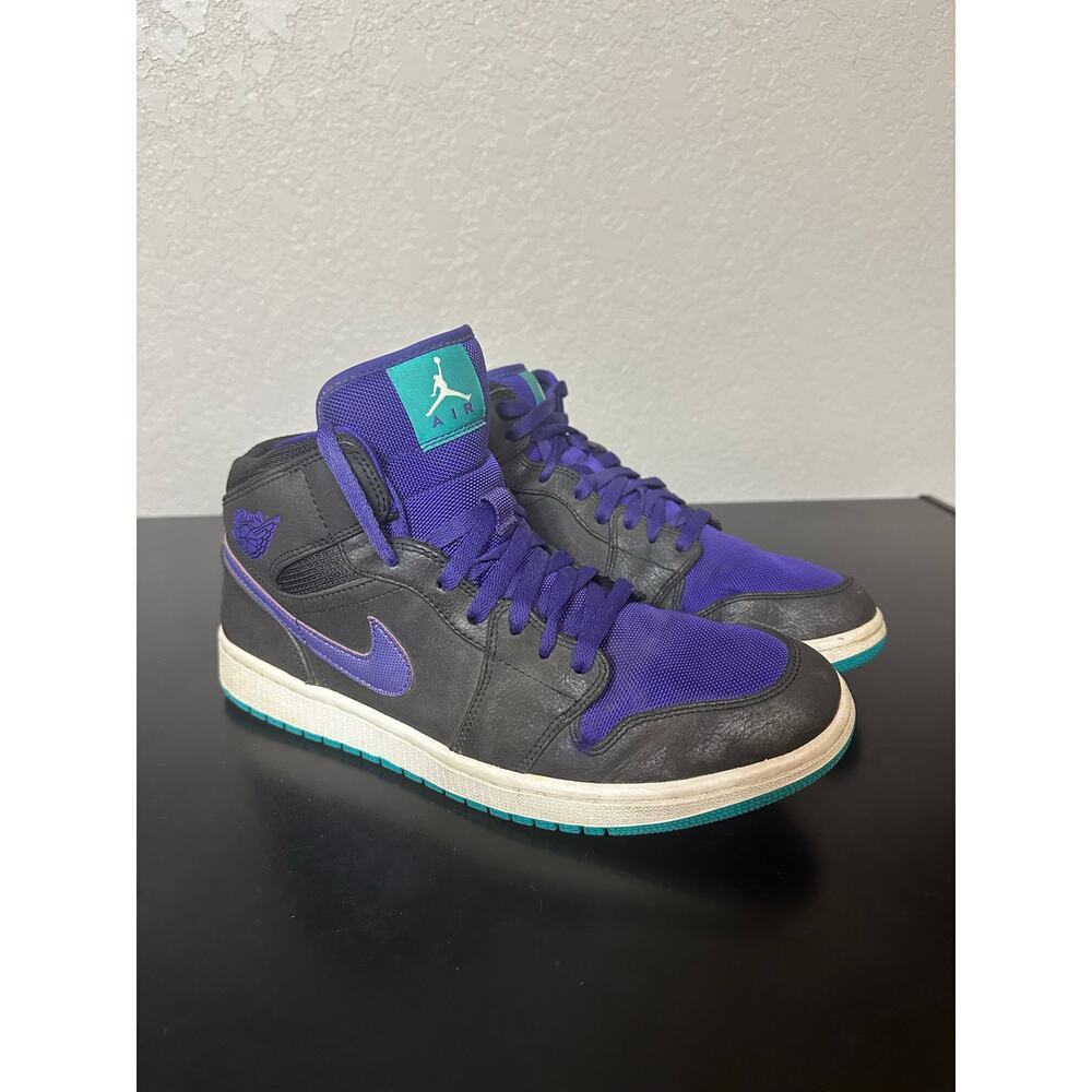 Jordan 1 Mid Grape Basketball Sneaker Shoe Men 10 Athletic Fashion Sneaker Head